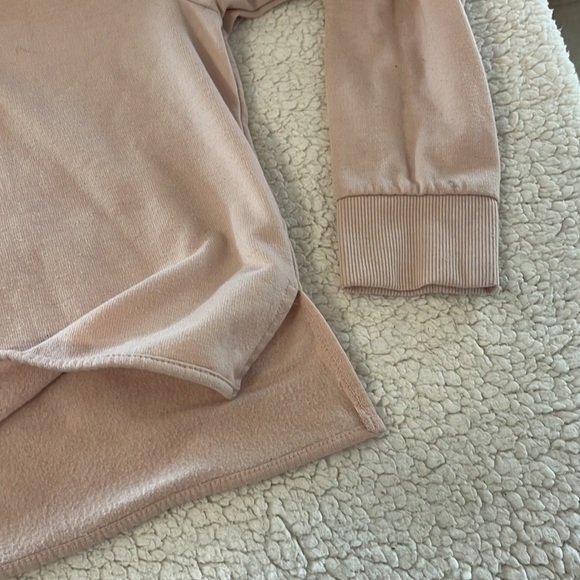 Shein sweatshirt lot. Size small. - Picture 3 of 7